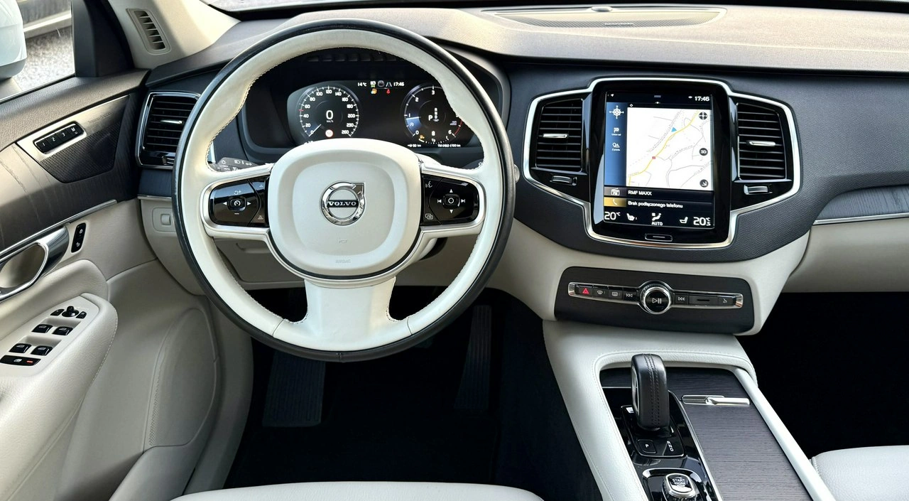 Volvo XC 90 - Zdjęcie 17