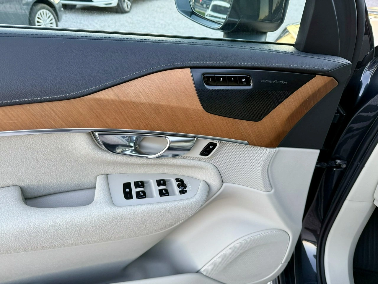 Volvo XC 90 - Zdjęcie 39