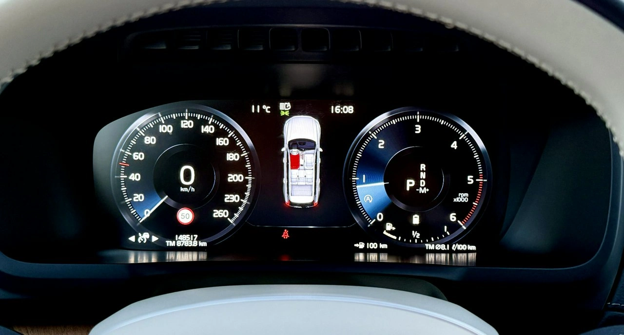 Volvo XC 90 - Zdjęcie 18