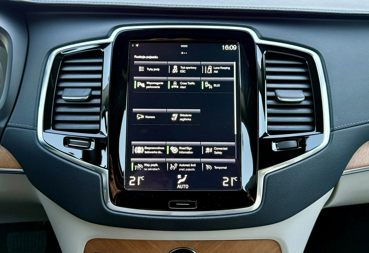 Volvo XC 90 - Zdjęcie 26