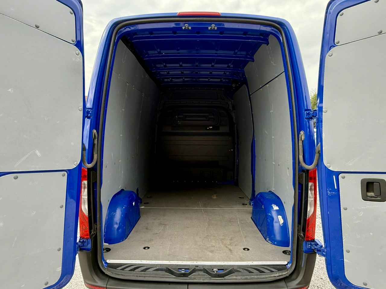 Mercedes Sprinter - Zdjęcie 12