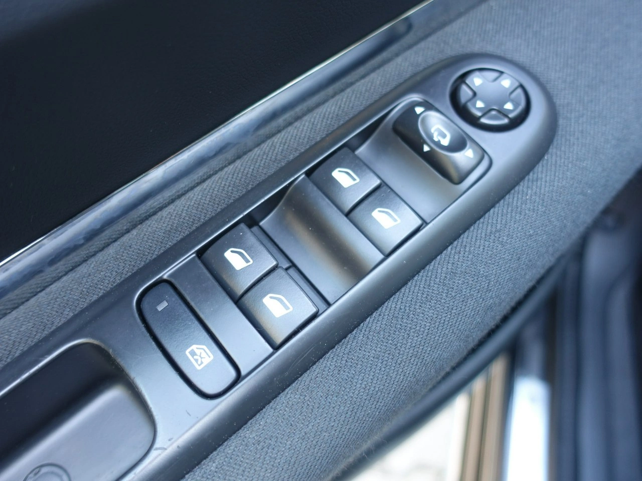 Peugeot 3008 - Zdjęcie 23