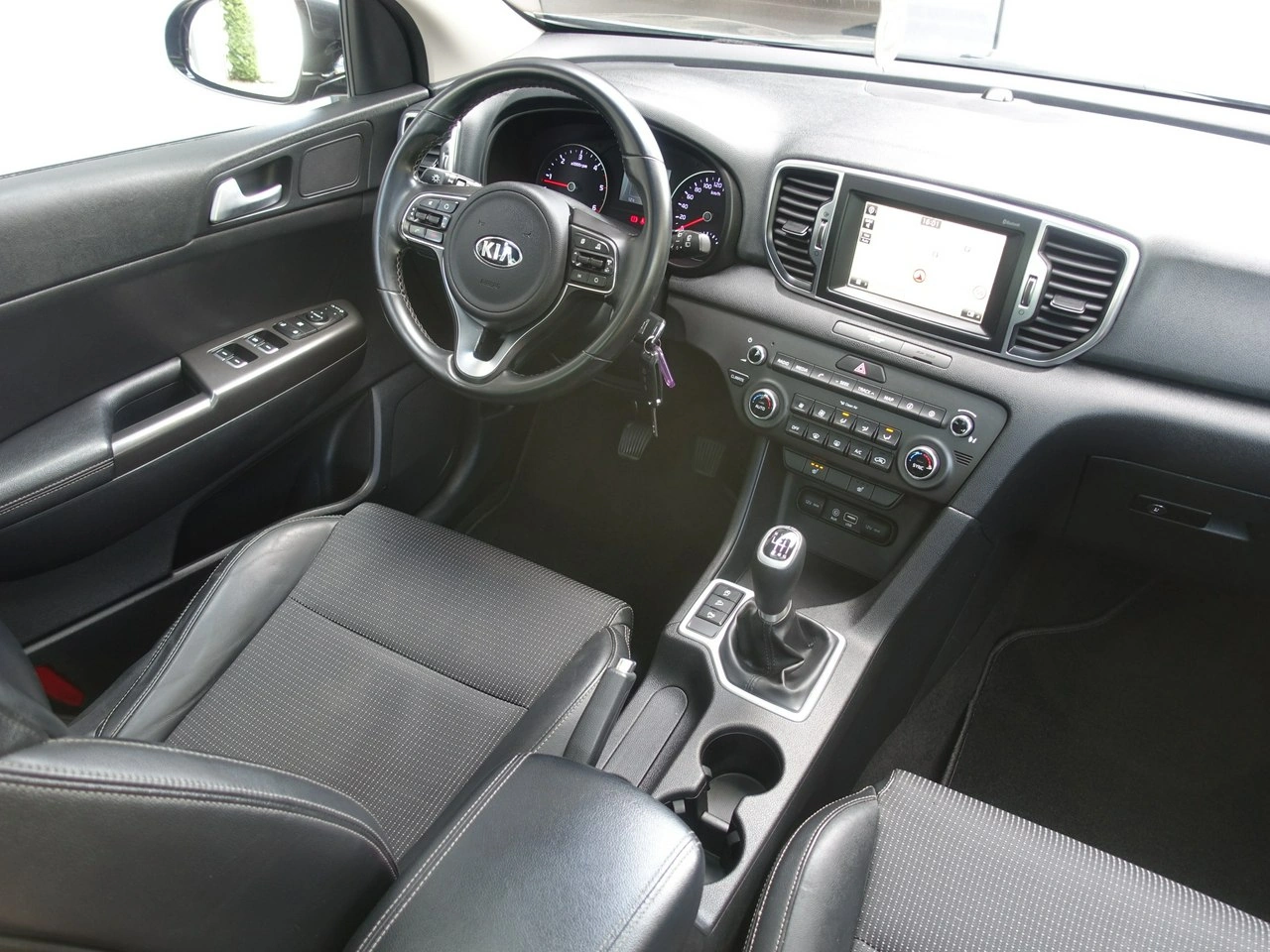 Kia Sportage - Zdjęcie 11