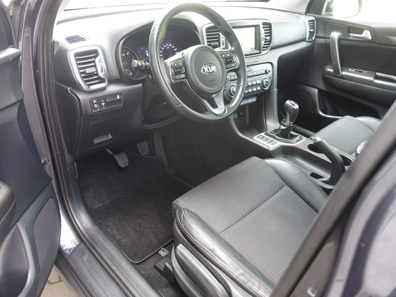 Kia Sportage - Zdjęcie 7