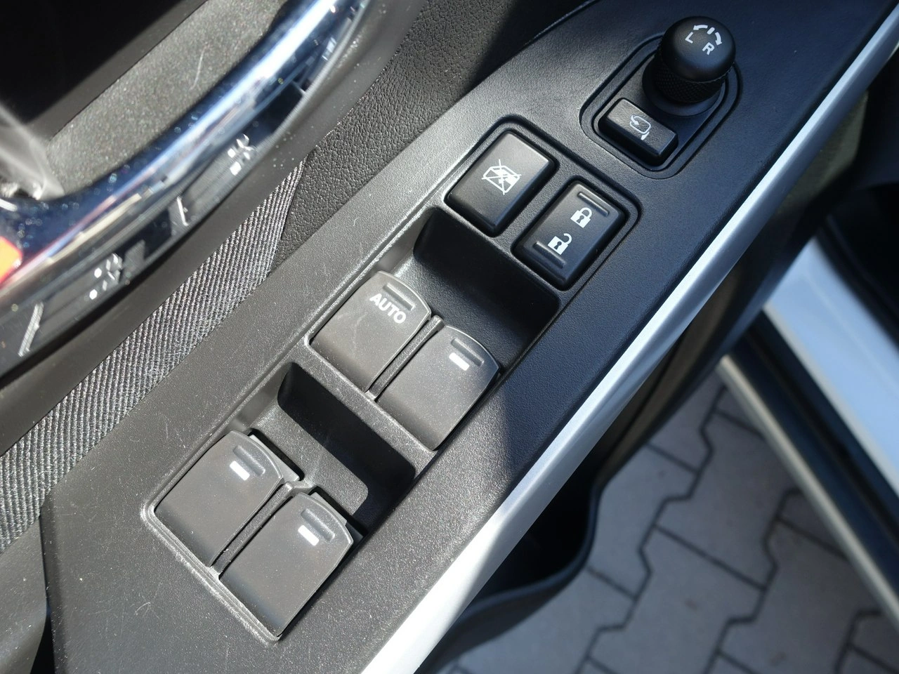 Suzuki SX4 S-Cross - Zdjęcie 17