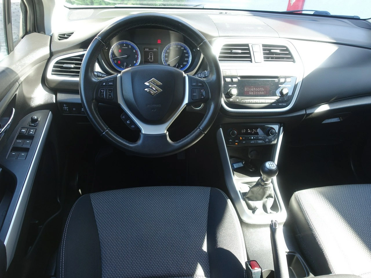 Suzuki SX4 S-Cross - Zdjęcie 7