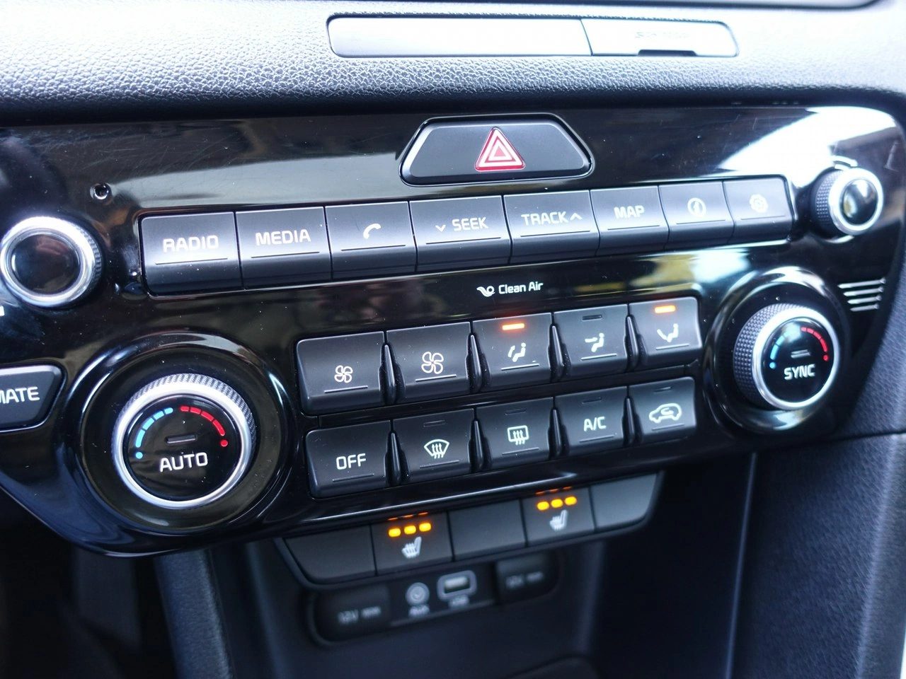 Kia Sportage - Zdjęcie 24