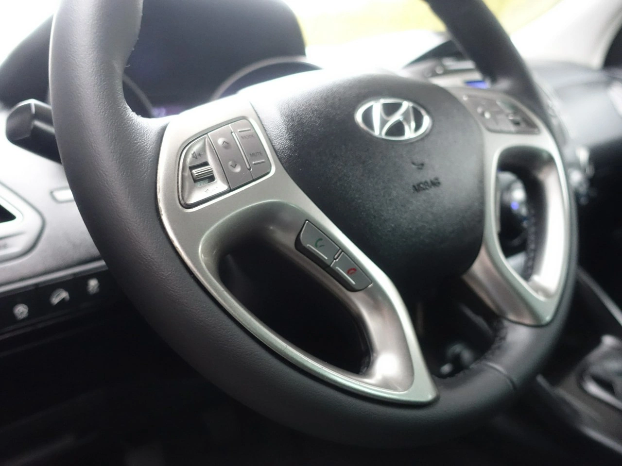 Hyundai ix35 - Zdjęcie 17