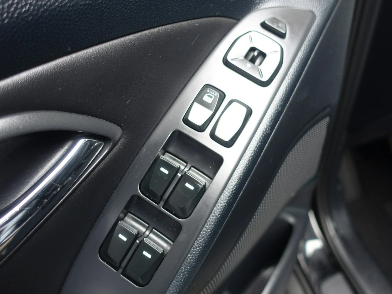 Hyundai ix35 - Zdjęcie 21