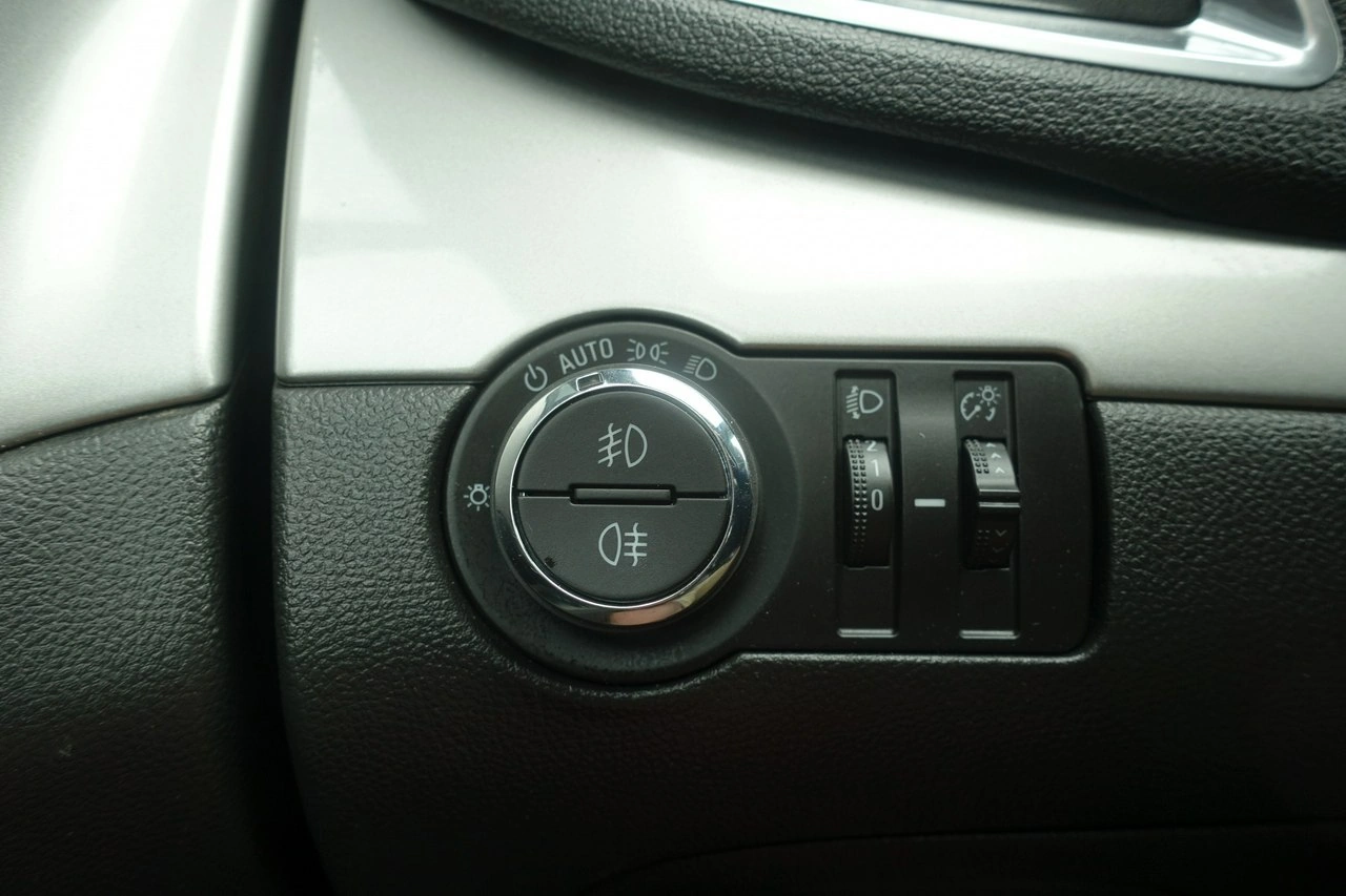 Opel Mokka - Zdjęcie 23