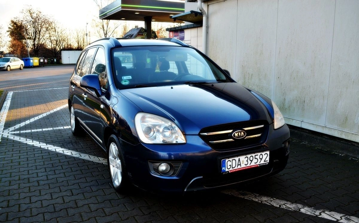 Kia Carens - Zdjęcie 2