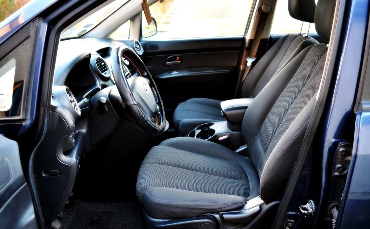 Kia Carens - Zdjęcie 5