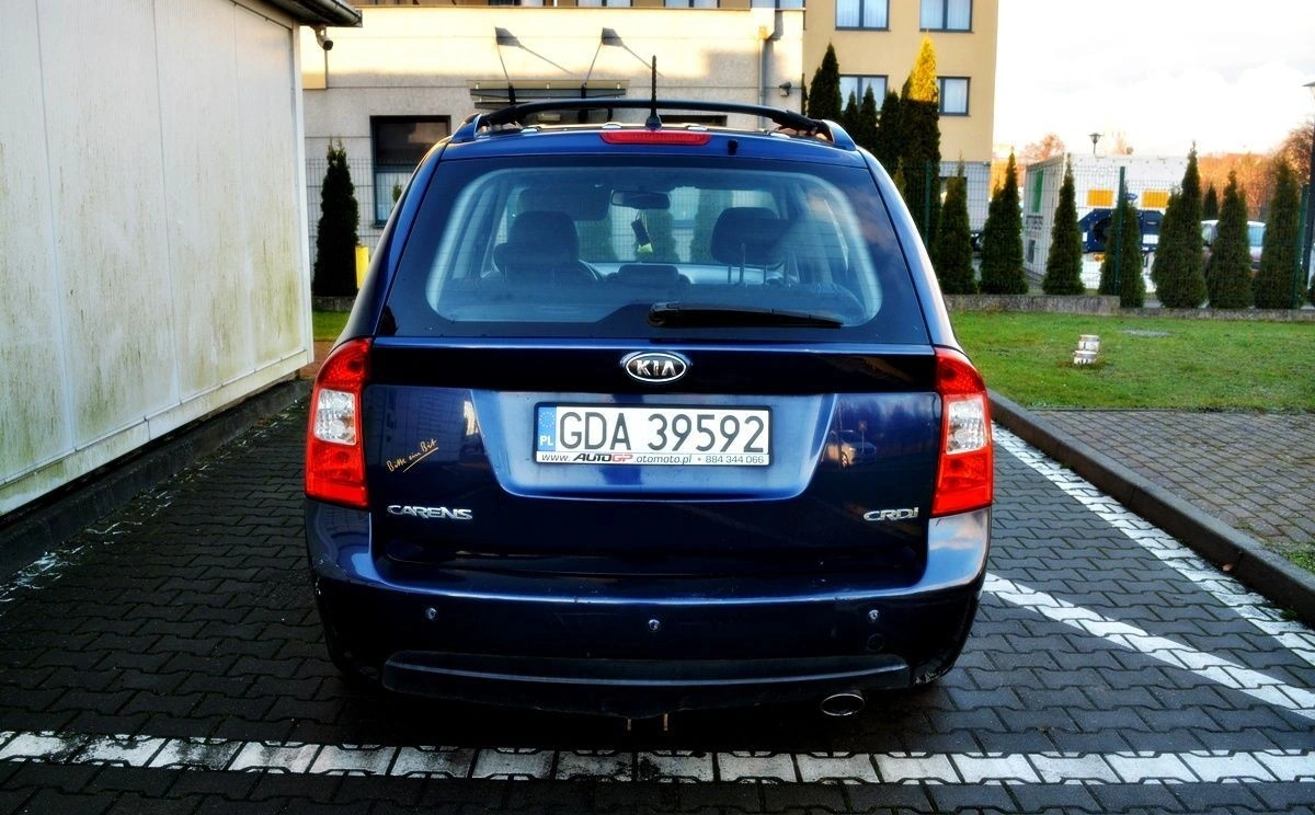 Kia Carens - Zdjęcie 17