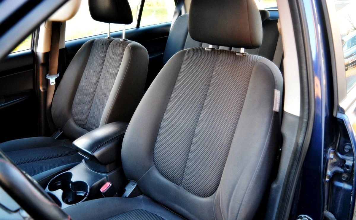 Kia Carens - Zdjęcie 18