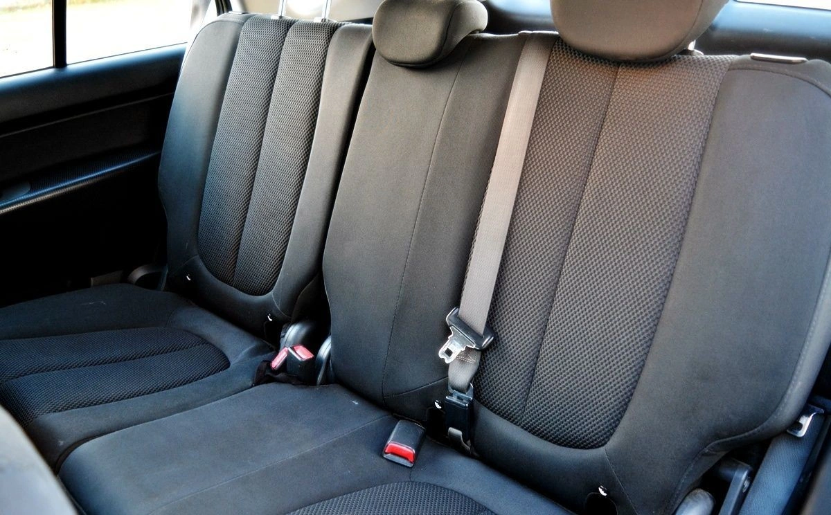 Kia Carens - Zdjęcie 19