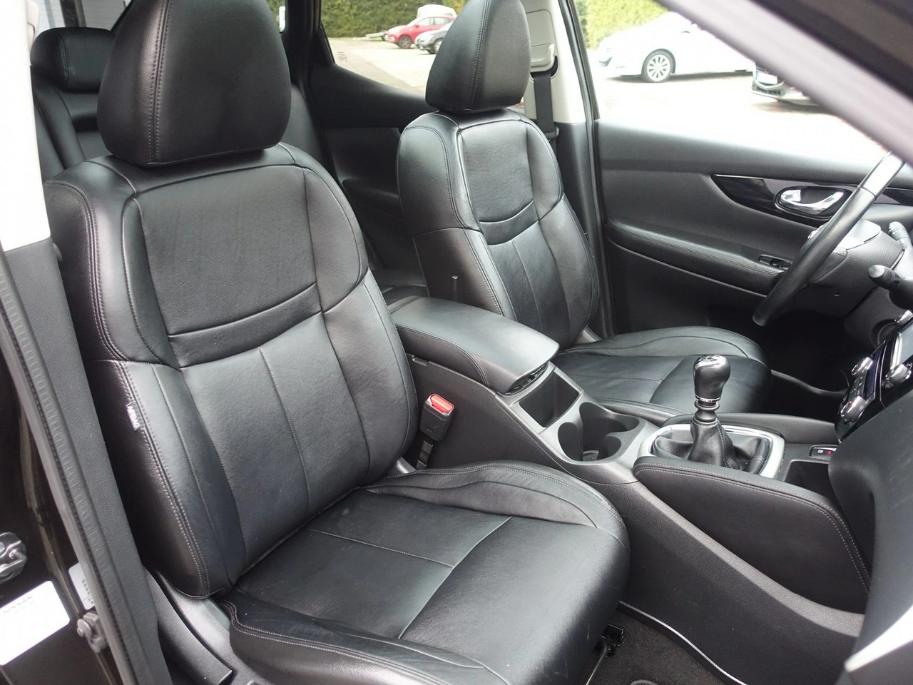 Nissan Qashqai - Zdjęcie 14