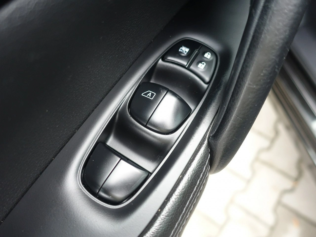 Nissan Qashqai - Zdjęcie 26