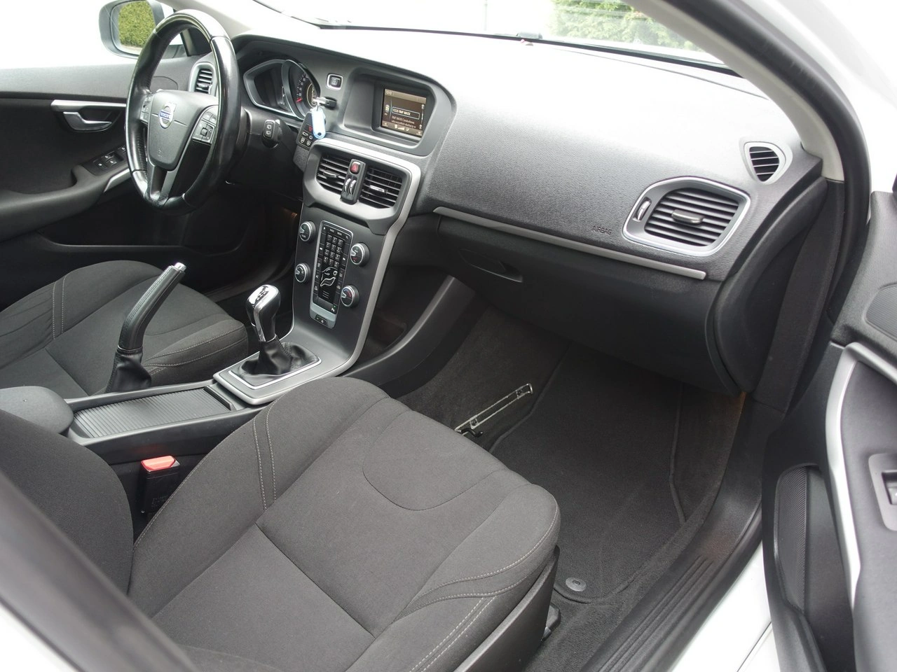 Volvo V40 - Zdjęcie 12