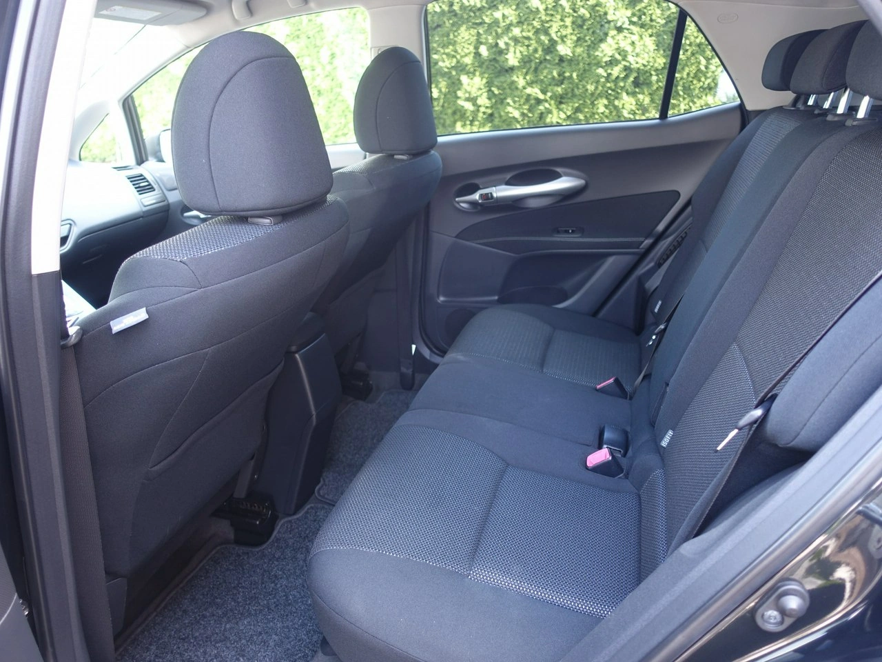 Toyota Auris - Zdjęcie 14