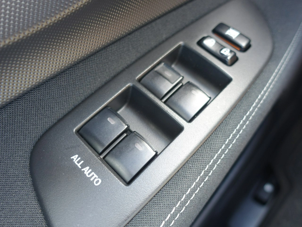 Toyota Auris - Zdjęcie 20