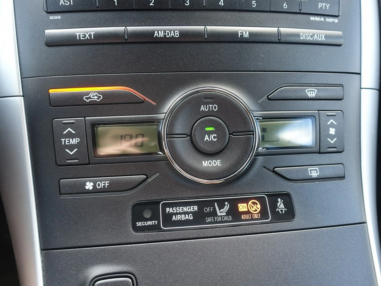 Toyota Auris - Zdjęcie 19