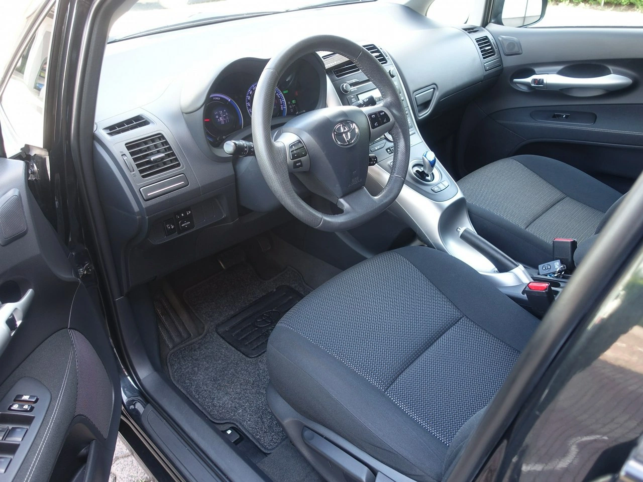 Toyota Auris - Zdjęcie 6