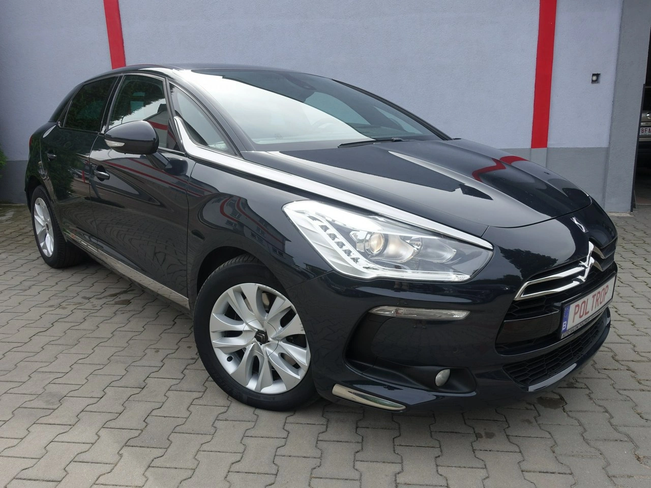 DS Automobiles DS 5 - Zdjęcie 1
