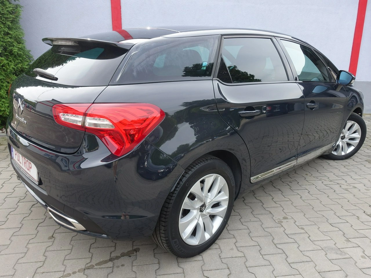 DS Automobiles DS 5 - Zdjęcie 7