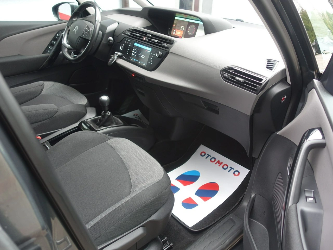 Citroën C4 Picasso - Zdjęcie 11