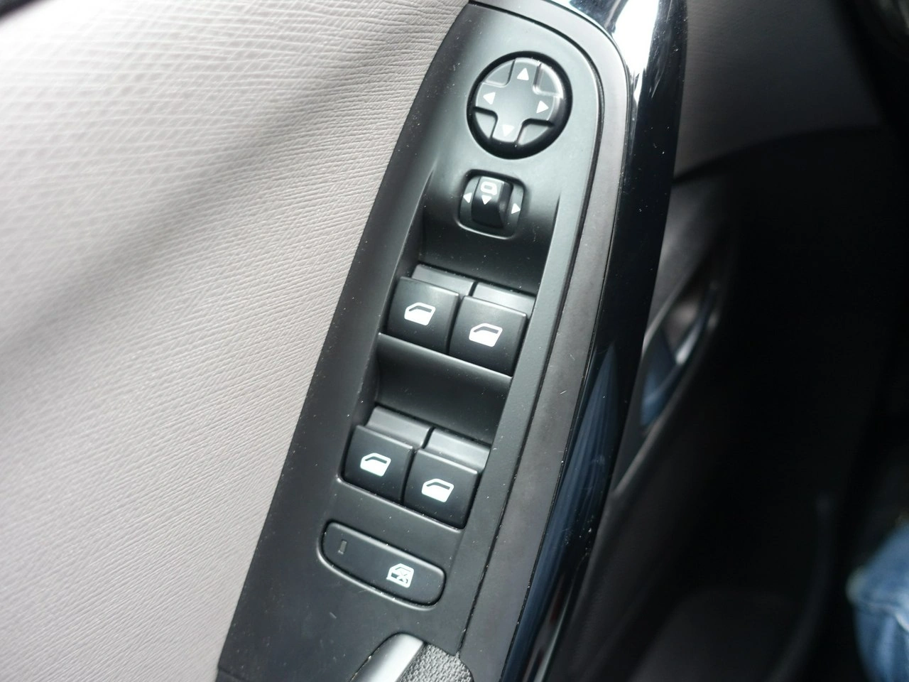 Citroën C4 Picasso - Zdjęcie 16