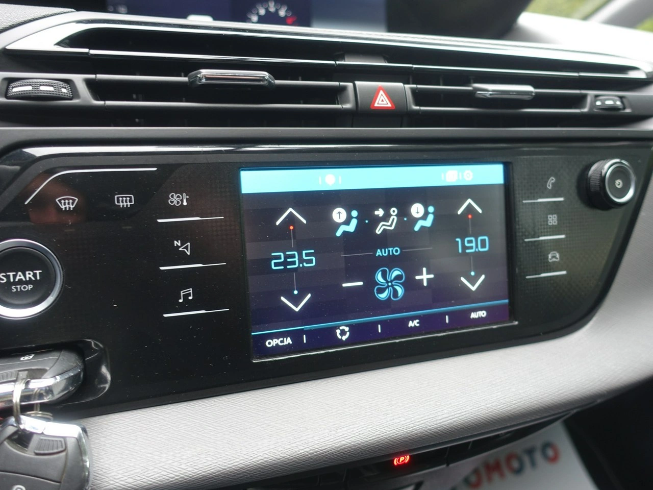 Citroën C4 Picasso - Zdjęcie 19