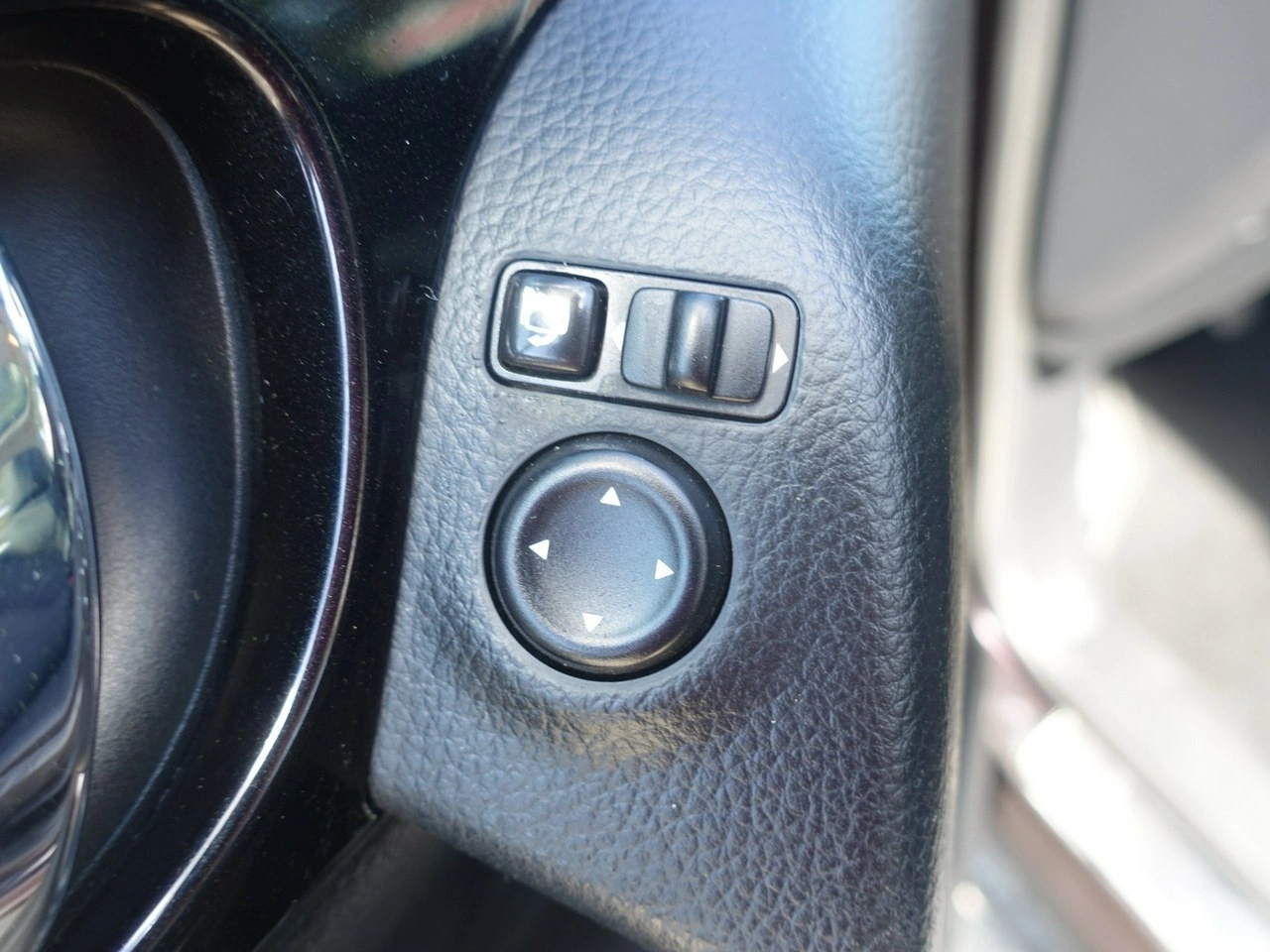 Nissan Qashqai - Zdjęcie 25