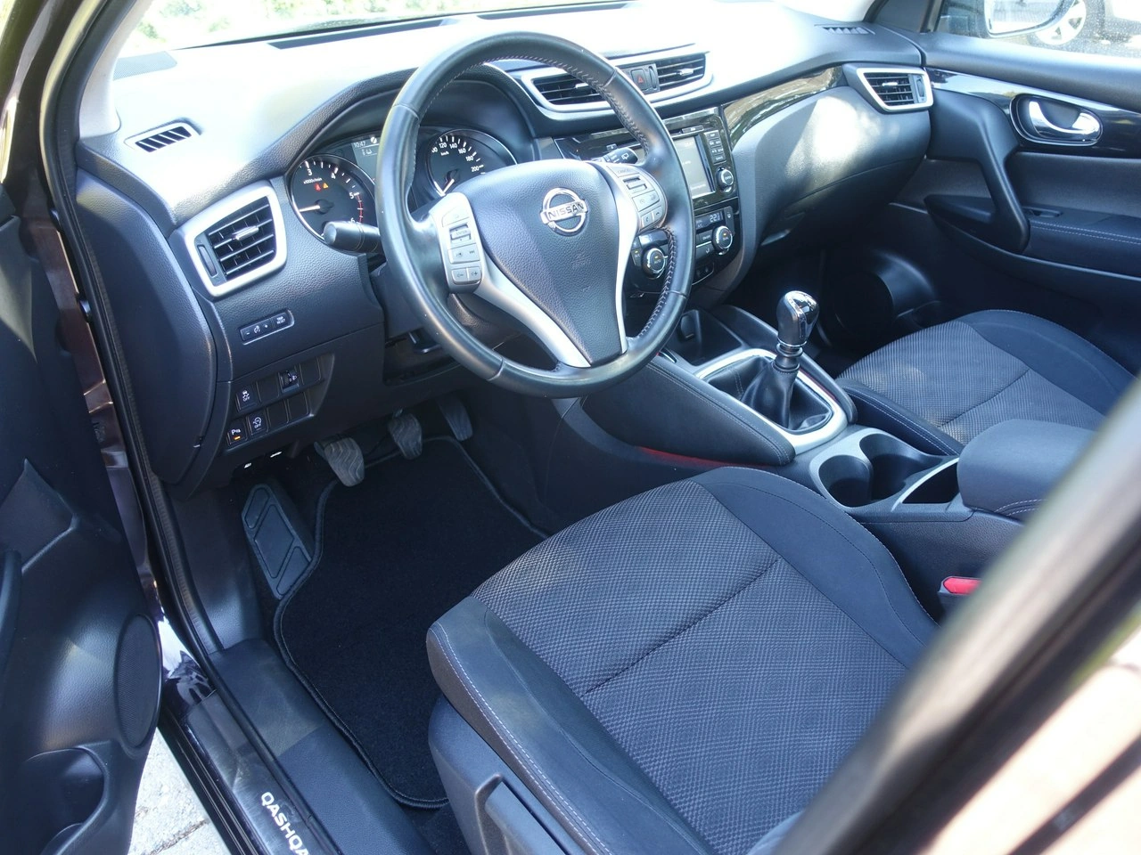 Nissan Qashqai - Zdjęcie 7