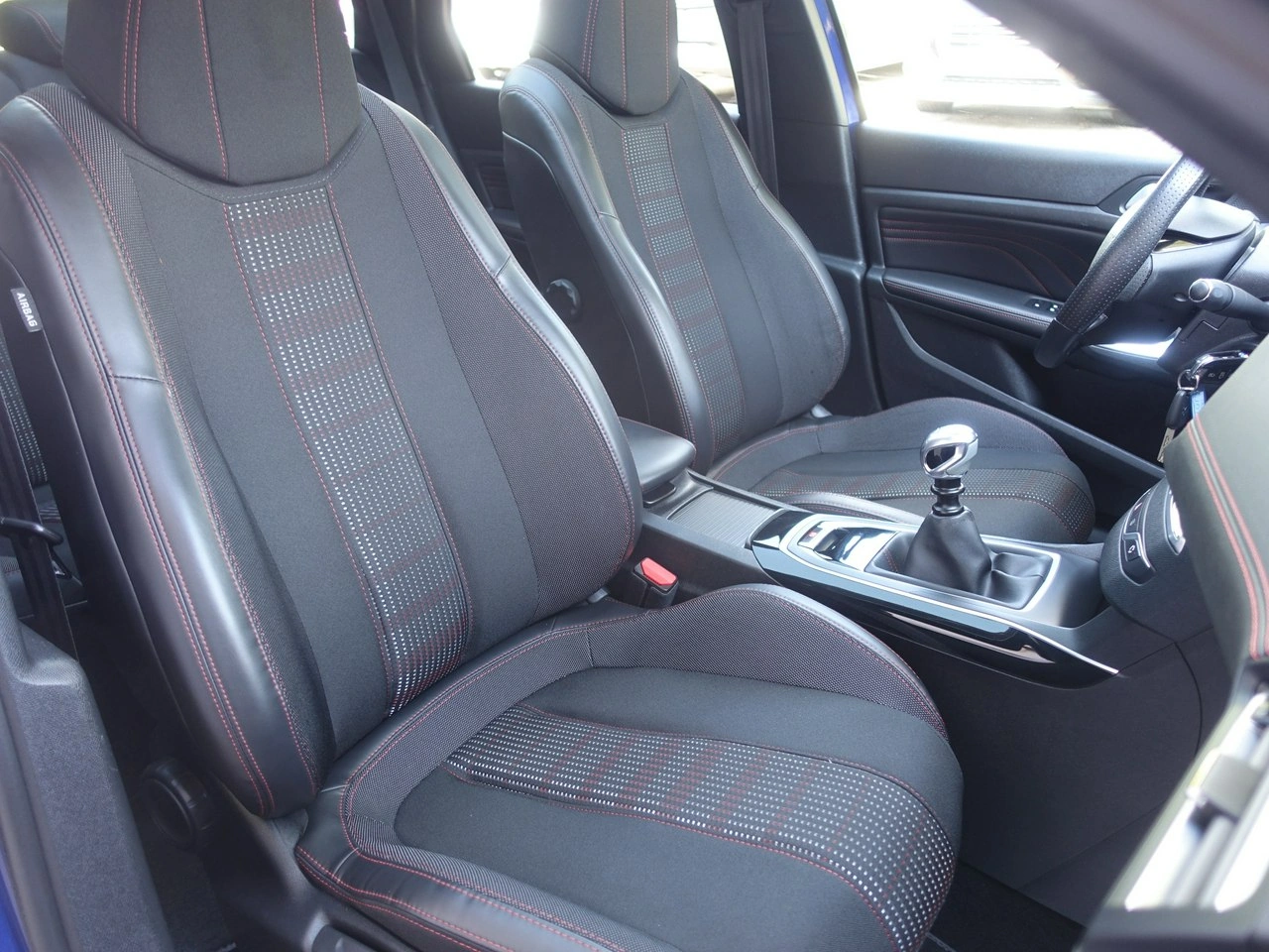 Peugeot 308 SW - Zdjęcie 15