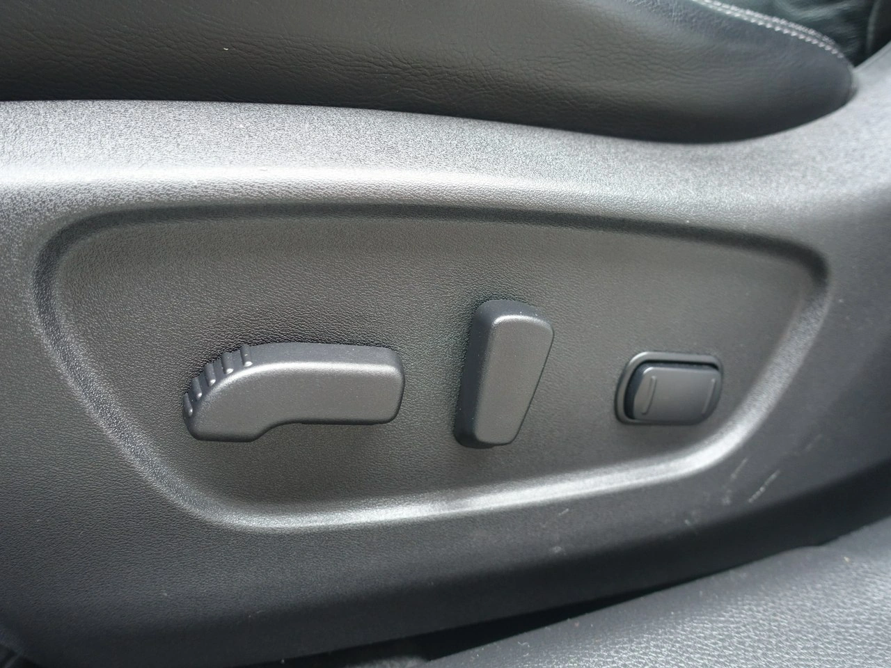 Nissan X-Trail - Zdjęcie 30