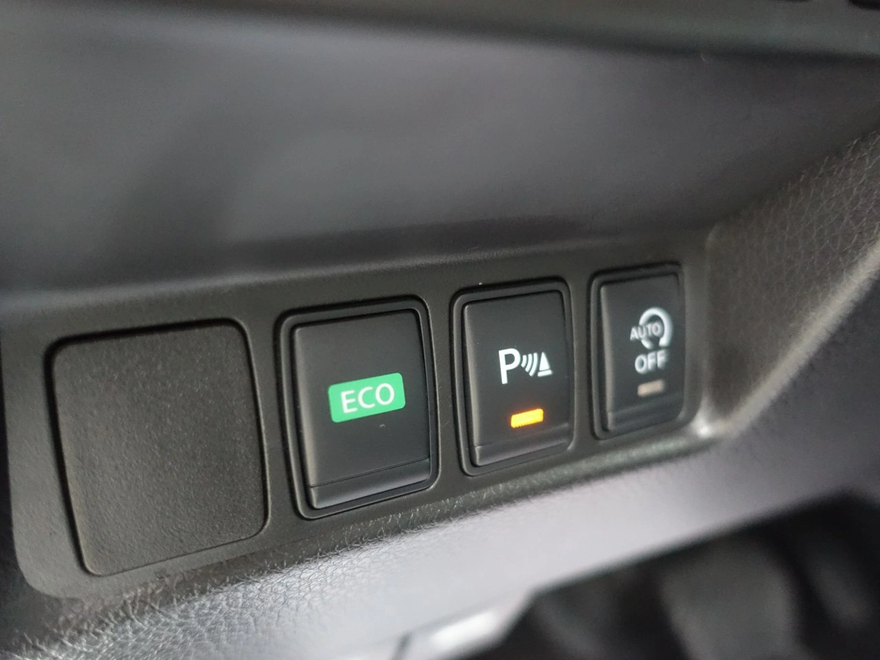 Nissan X-Trail - Zdjęcie 33