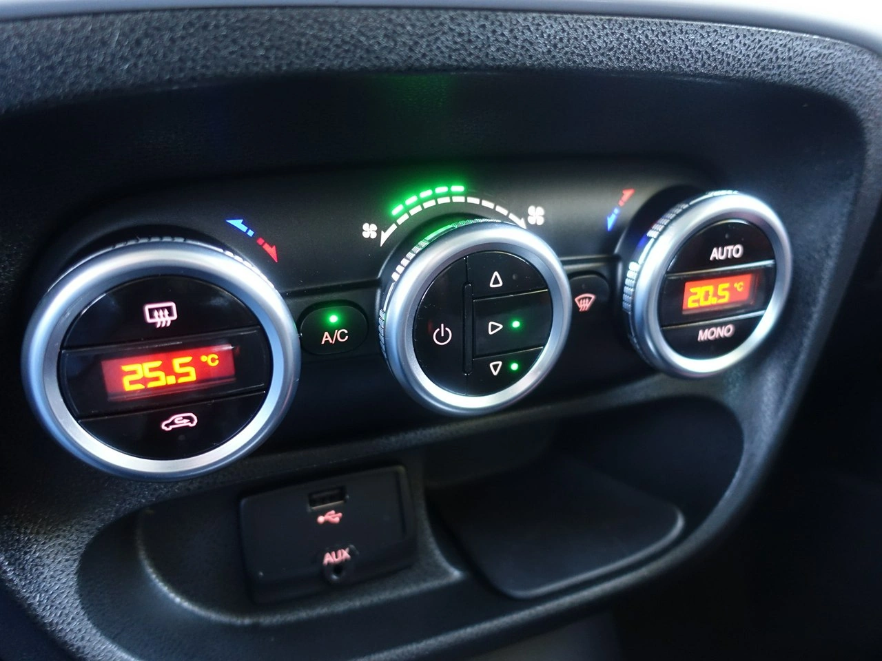 Fiat 500L - Zdjęcie 23