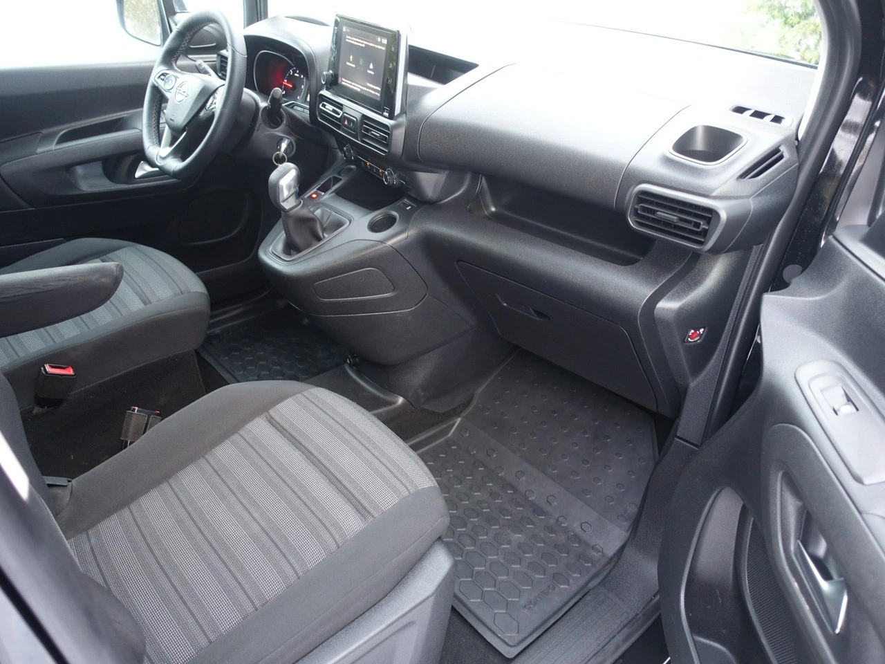 Opel Combo - Zdjęcie 11