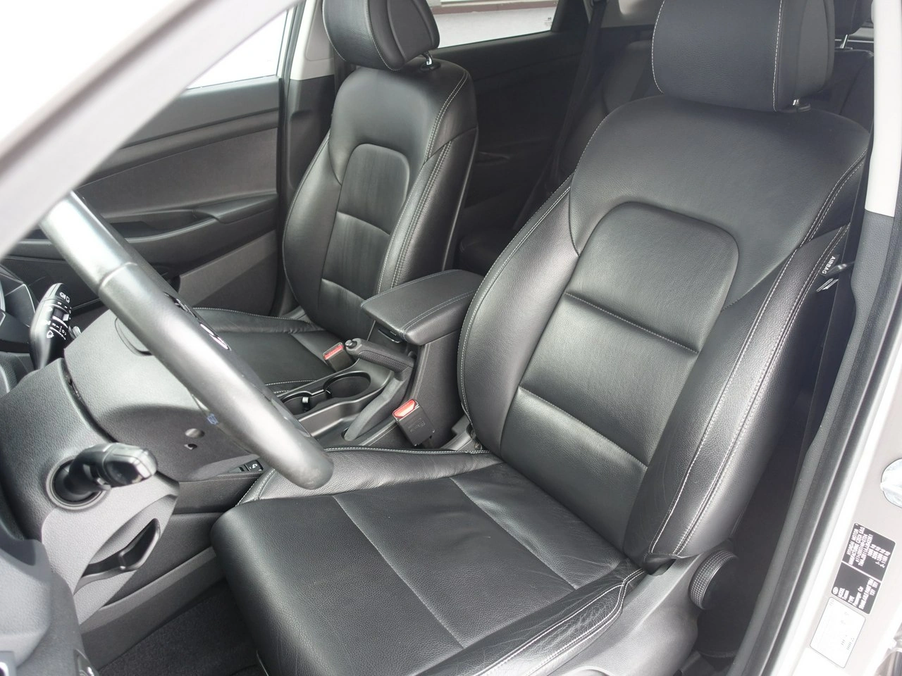 Hyundai Tucson - Zdjęcie 9