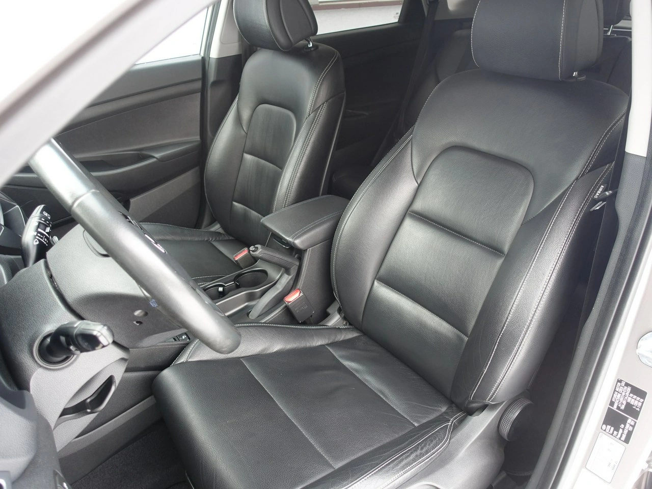 Hyundai Tucson - Zdjęcie 9