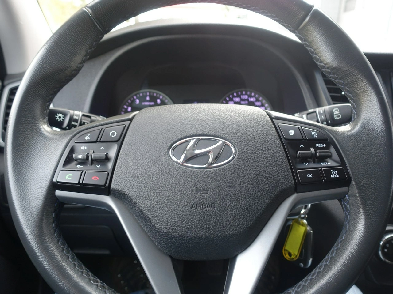 Hyundai Tucson - Zdjęcie 18