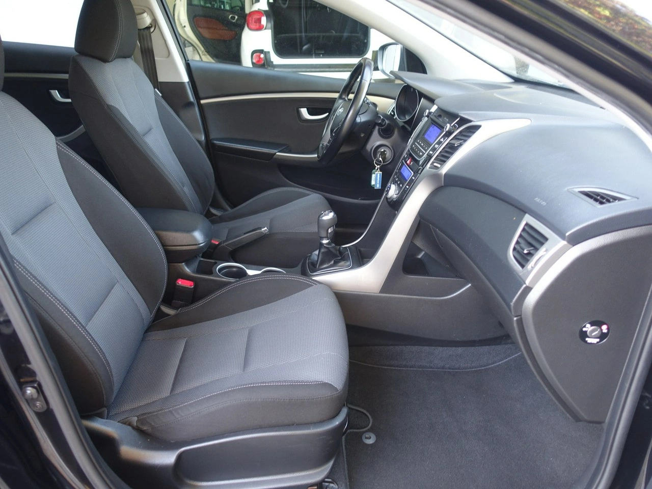 Hyundai i30 - Zdjęcie 13