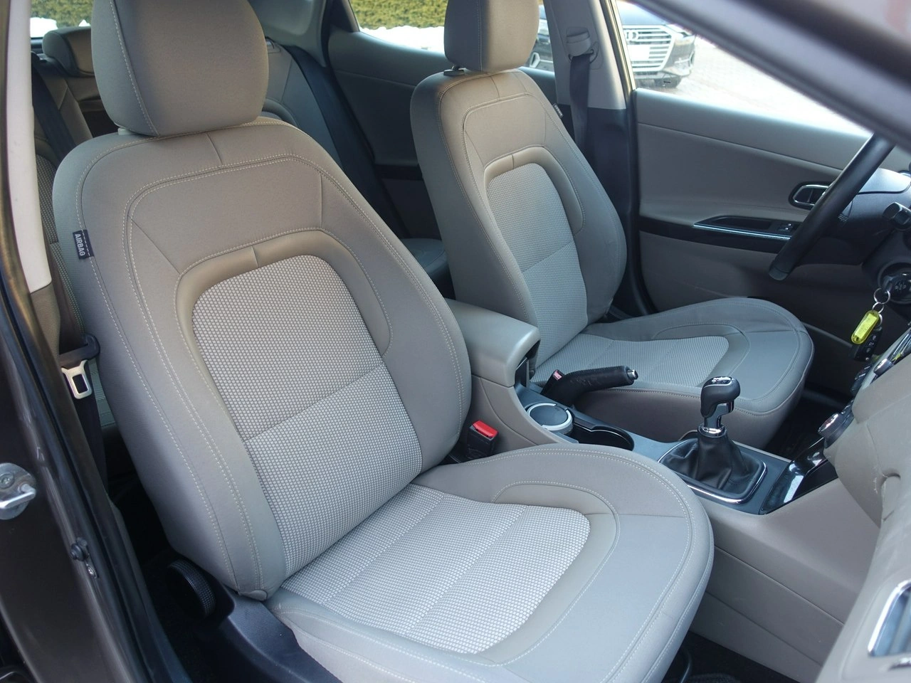 Kia Ceed - Zdjęcie 13