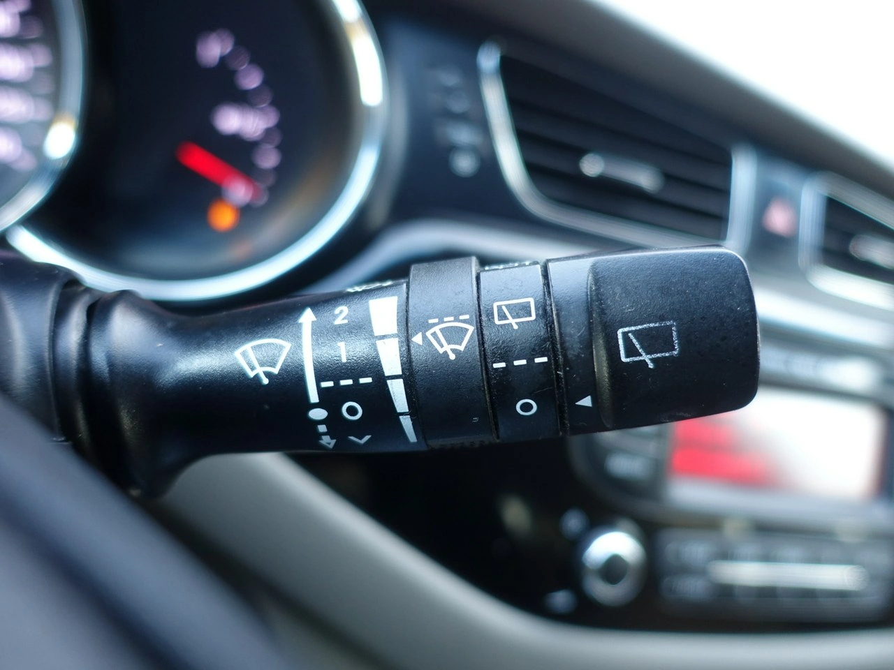 Kia Ceed - Zdjęcie 18