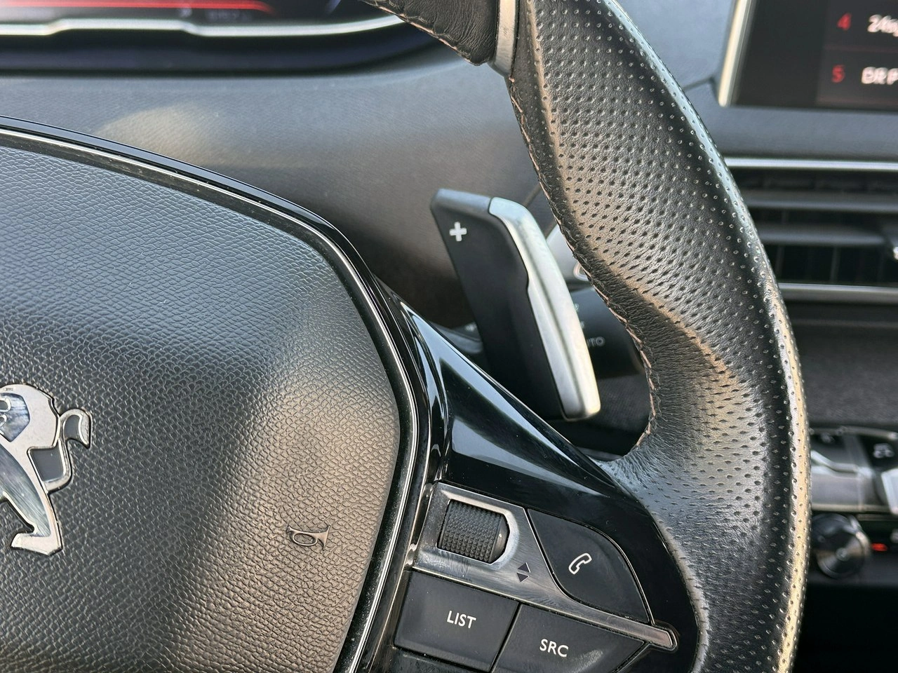 Peugeot 3008 - Zdjęcie 9