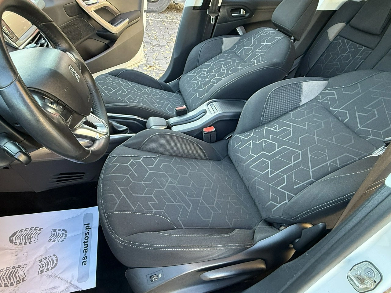 Peugeot 2008 - Zdjęcie 13