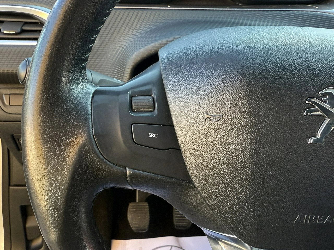 Peugeot 2008 - Zdjęcie 11