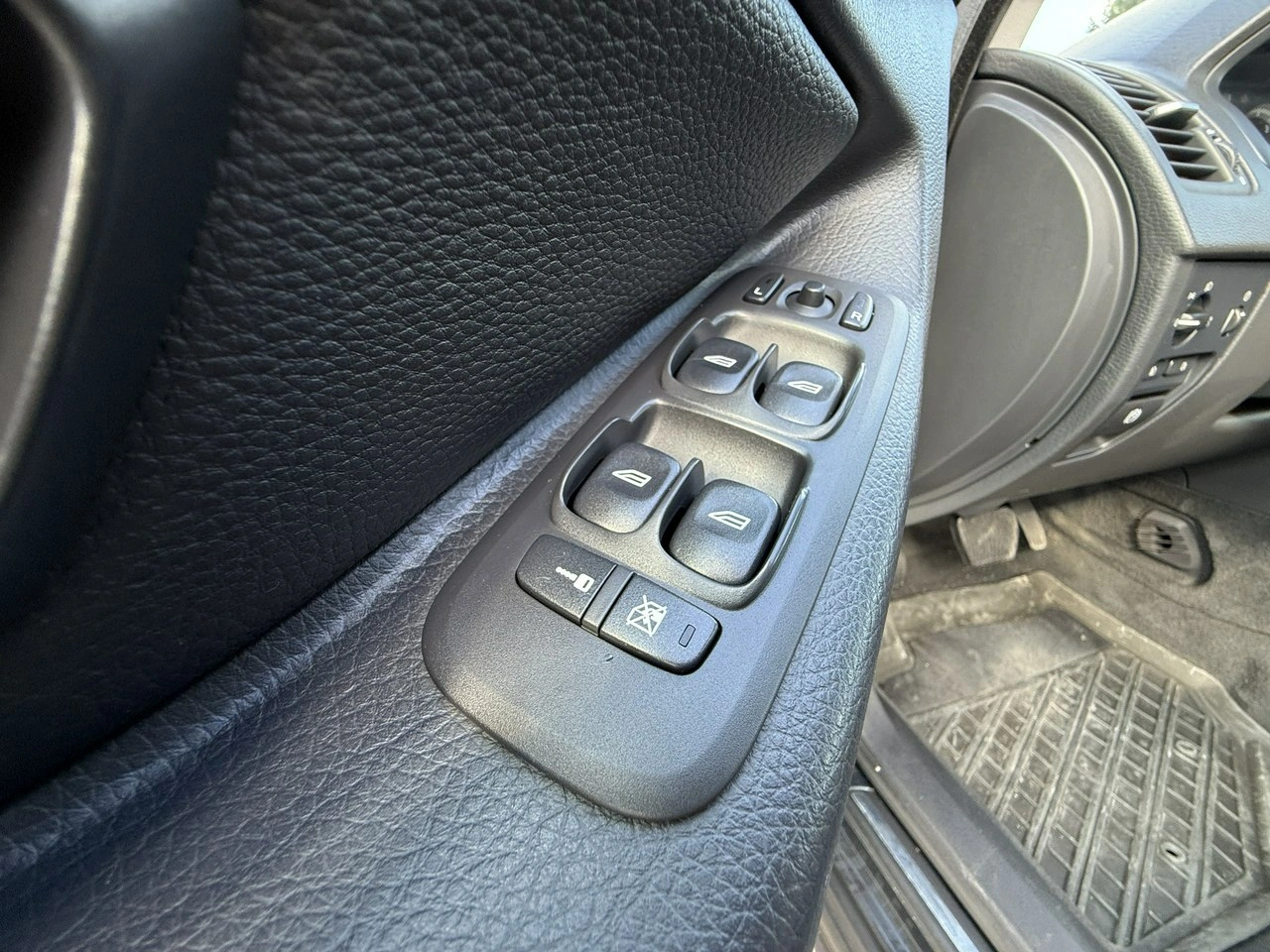 Volvo XC 90 - Zdjęcie 13