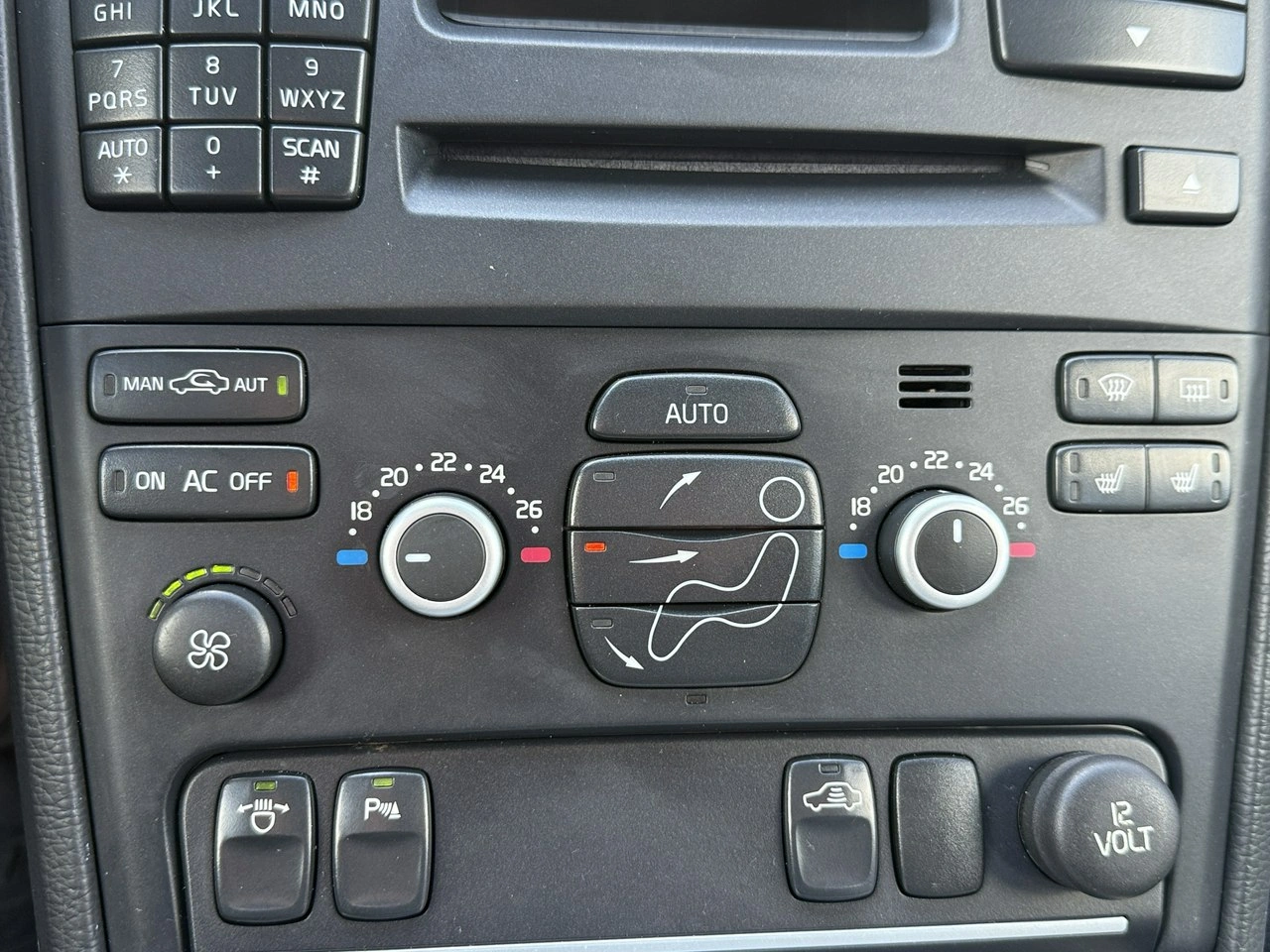 Volvo XC 90 - Zdjęcie 7