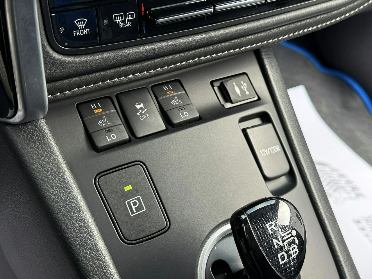 Toyota Auris - Zdjęcie 6